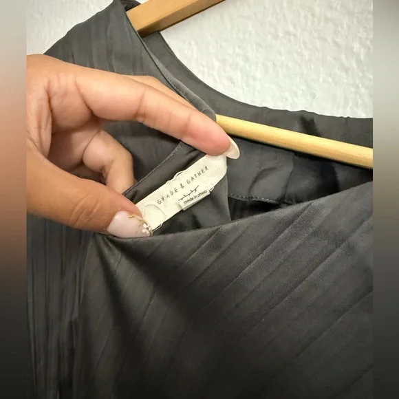 Grade & Gather Pleated Tie Dress - Picture 3 of 13